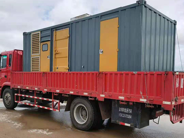 颍东发电机出租控制系统的使用和维护成本高吗？