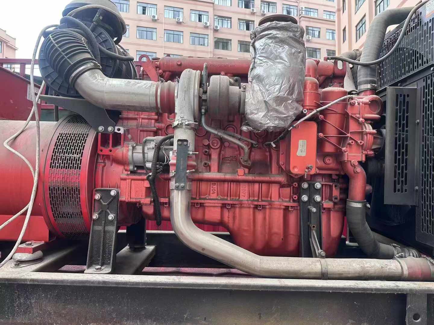 颍东如何选择适合 600kW 柴油发电机组的过载保护器？